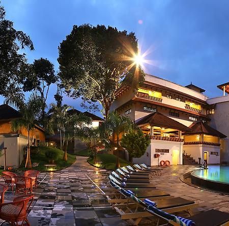 Elephant Court Thekkady Exterior photo