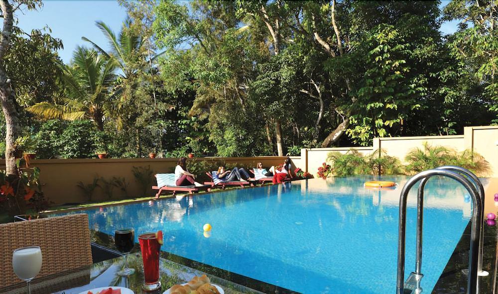 Elephant Court Thekkady Exterior photo