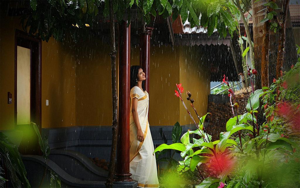 Elephant Court Thekkady Exterior photo