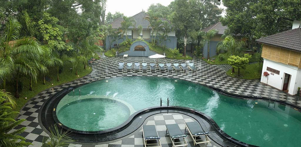 Elephant Court Thekkady Exterior photo