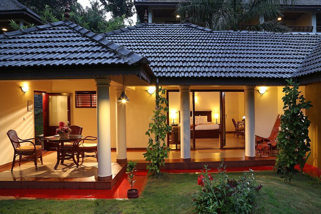 Elephant Court Thekkady Exterior photo