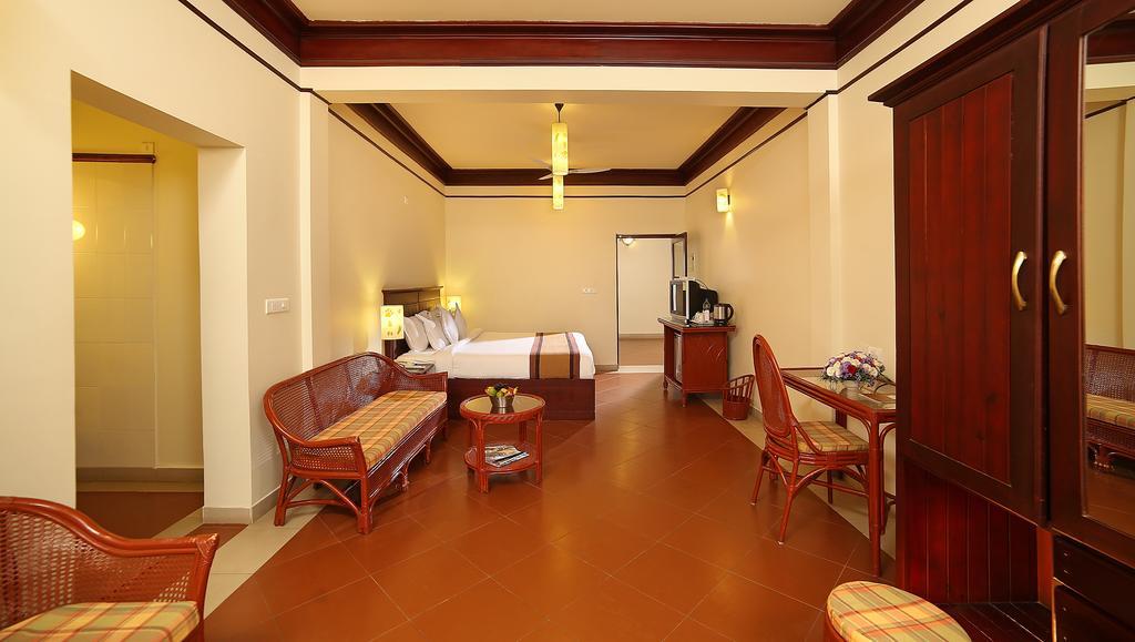Elephant Court Thekkady Exterior photo