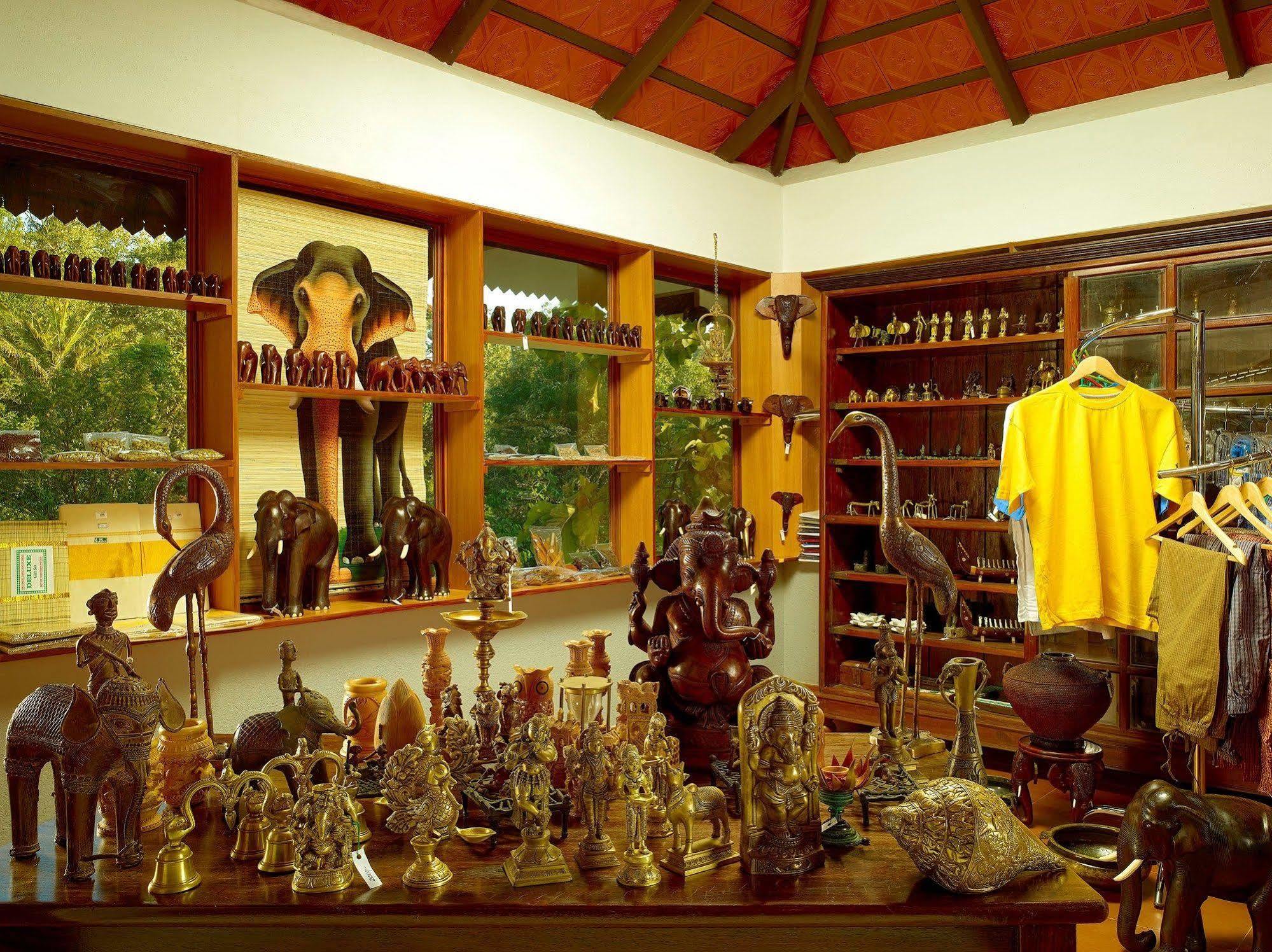Elephant Court Thekkady Exterior photo