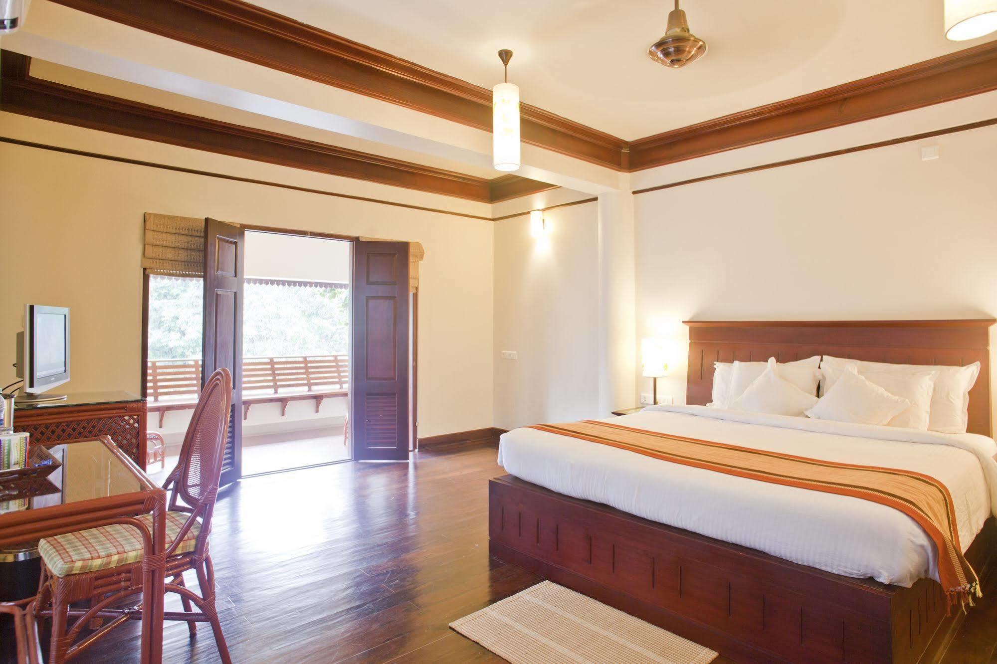 Elephant Court Thekkady Exterior photo