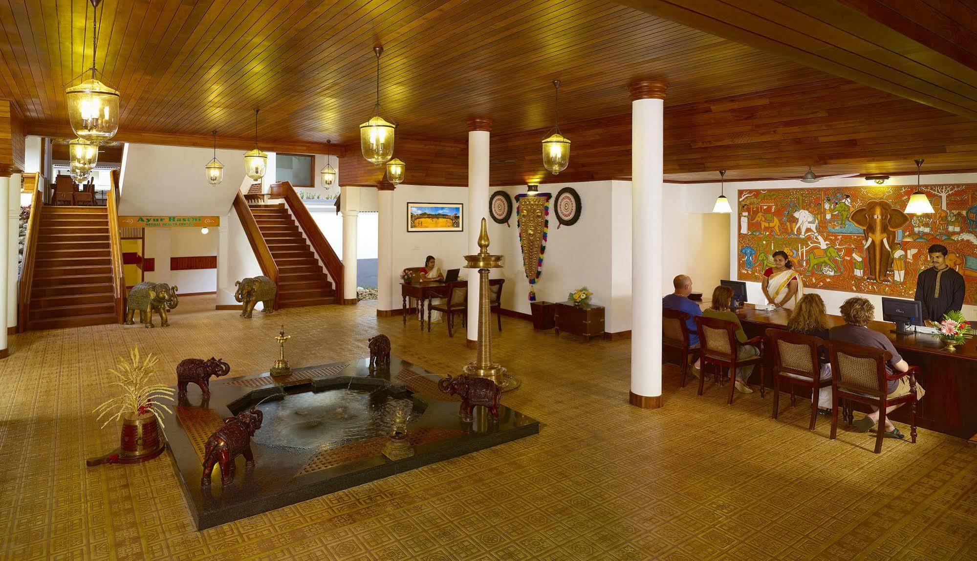Elephant Court Thekkady Exterior photo