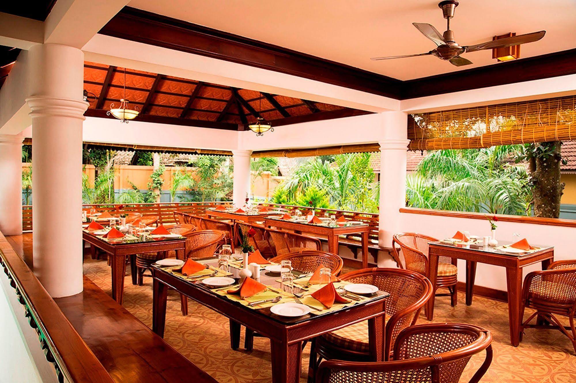 Elephant Court Thekkady Exterior photo