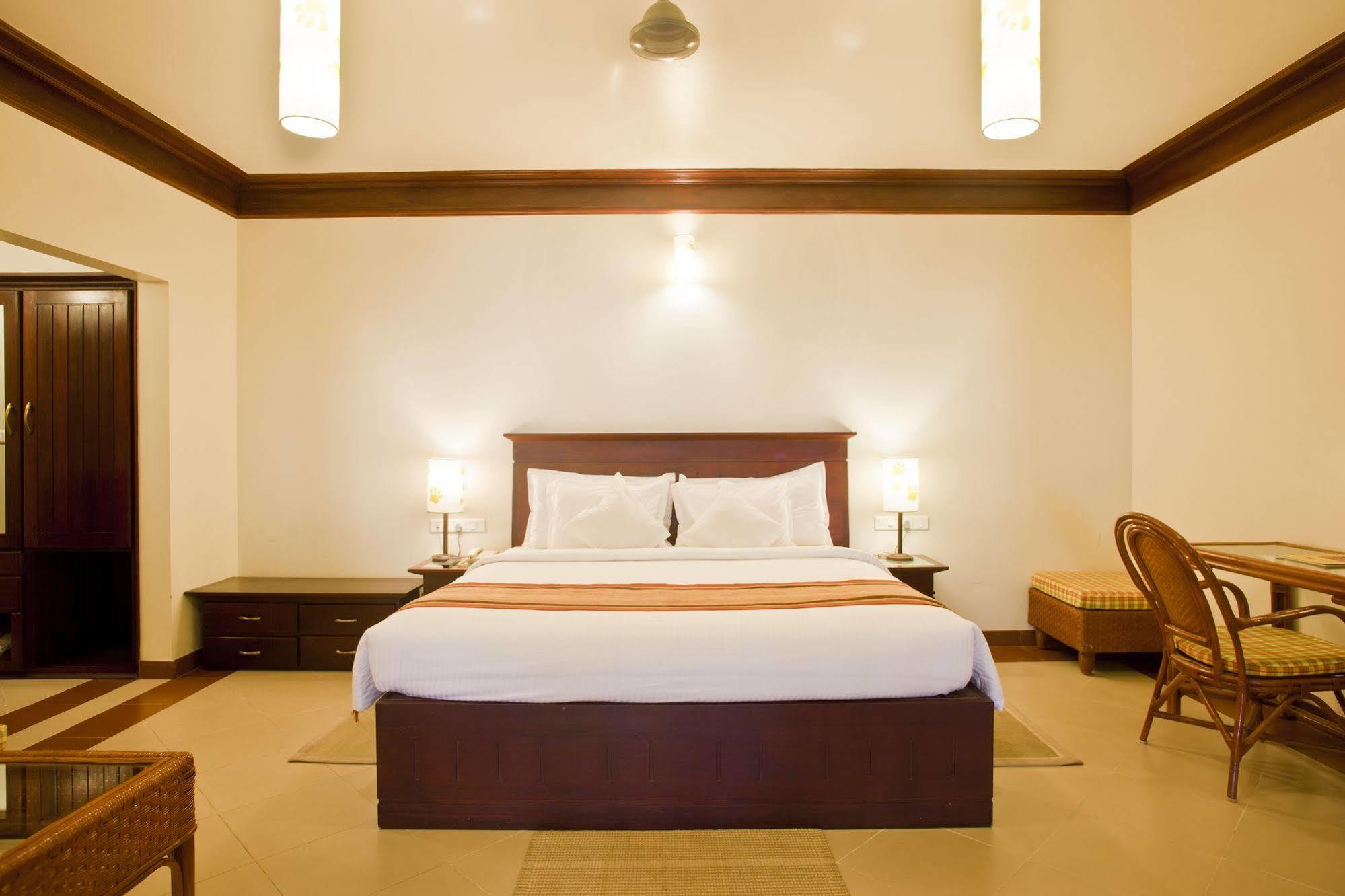 Elephant Court Thekkady Exterior photo